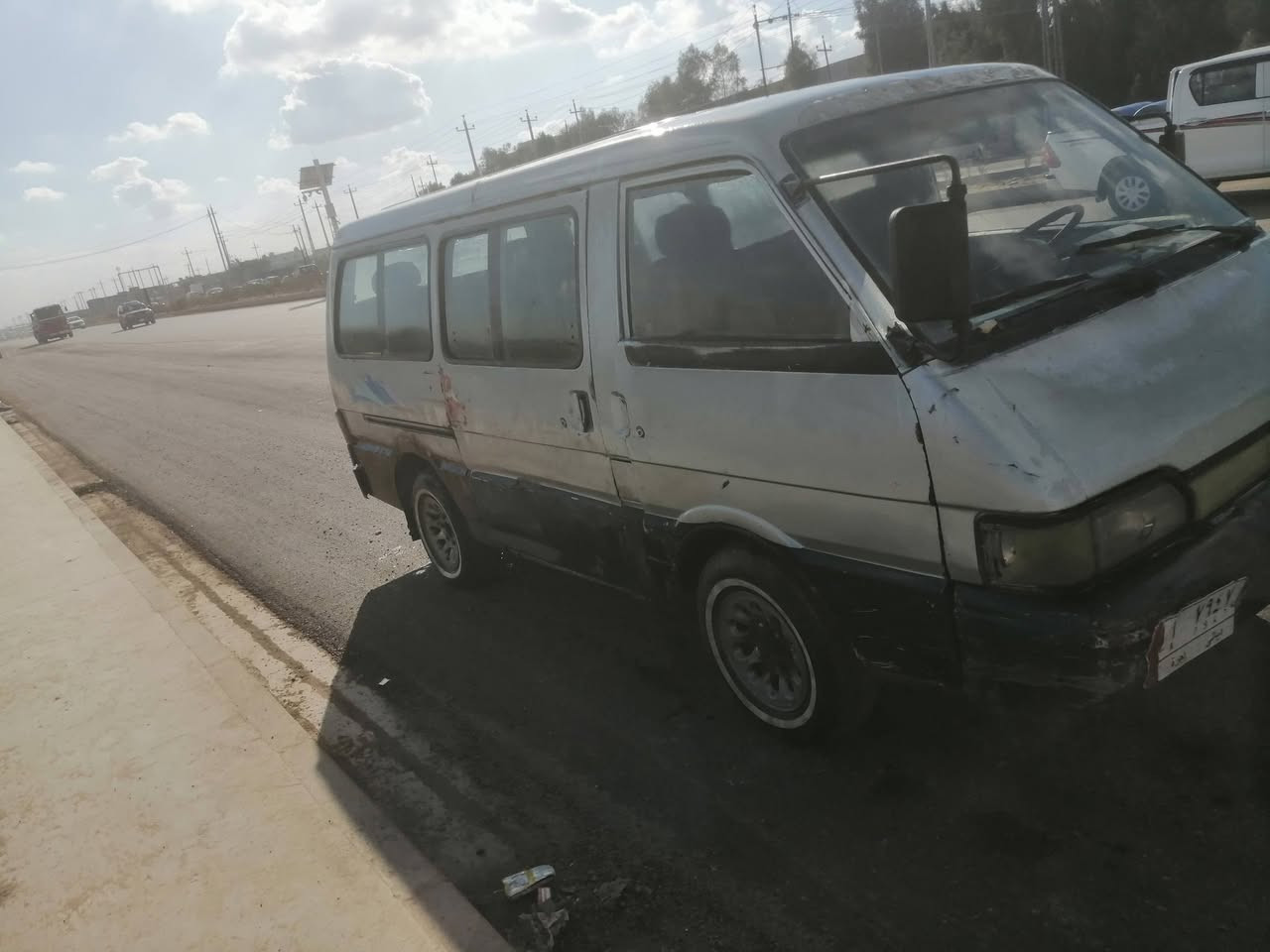 سلام عليكم
كيا بسته موديل 94 مكينه بيها خيط تبخير كير نمره 5 تفلت شواصي بس واحد بي باج تايرات 50٪ حدادي50٪ بور ومشط بحاله جيده سنويه نافذه وصاحبها  يريد تحويل ميسوي وكاله ترايك وين متريد مكينه نشطه اكسل مكفول سعرها 28و بي مجال مكان بعقوبه ***********
