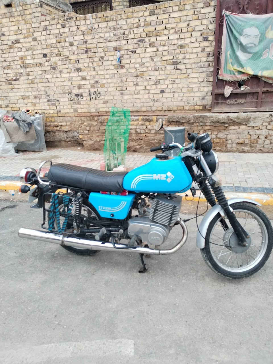 مزات مديل 82 للبيع كصه ثانيه المكان الدوانيه الحمزه الشرقي ***********
