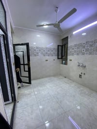 شقة للإيجار (طلاب-طالبات-موضفين) الشقة طابق اول  📍الاعظمية-الشيوخ  تفا...