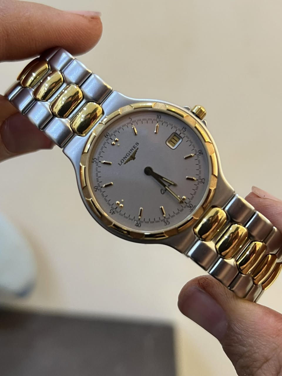 جديد غير مستخدم  longines


**إذا كنت صاحب هذا الإعلان وتريد حذفه لأي سبب، رجاءا أرسل رسالة إلى الدعم الفني**