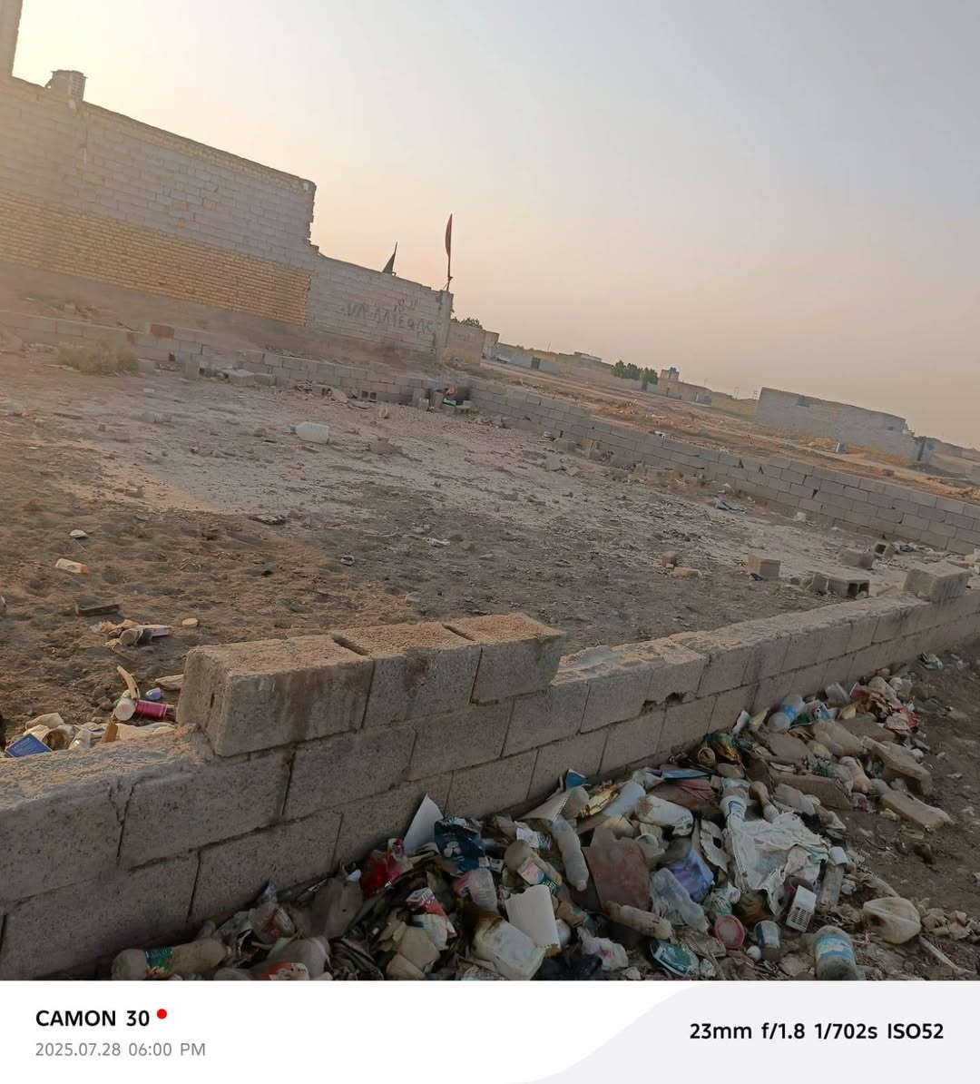 قطعه للبيع مساحه 200 متر يم جامعة ذي قار بضهر الطاقه بصف شارع علي الأكبر للاستفسار على هاذا الرقم ***********
