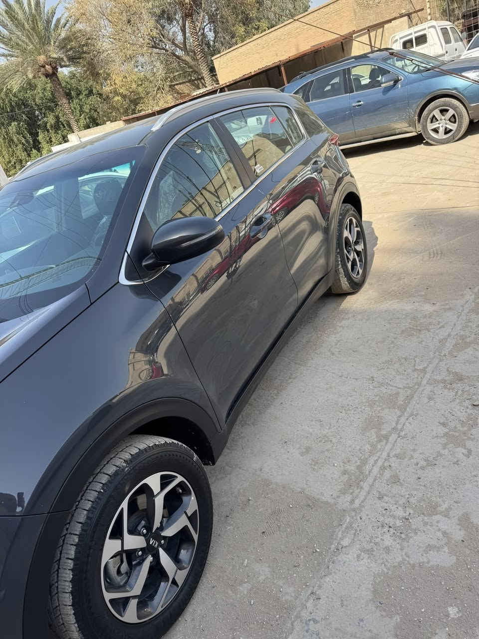 سلام عليكم كيا سبورتج موديل 2019 خليجي مكفوله من الصبغ والتبديل بيه بارد قليل بدايه البنيد مكينه كير مامفتوحه لون سمنتي جاهزه سنويه جديده تريد وكاله تريد تحويل مكاني بابل 
السعر 175 
***********
