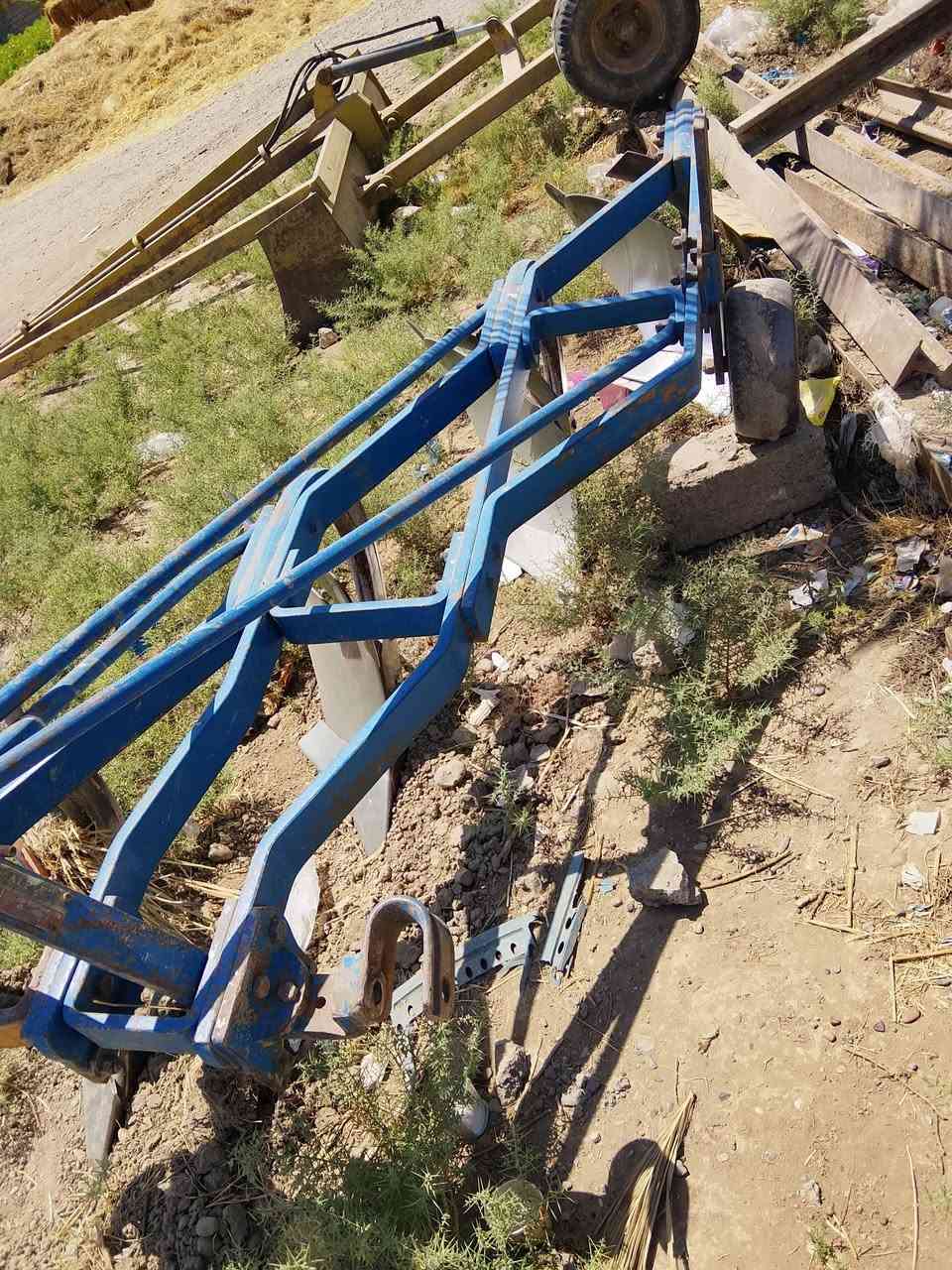 السلام عليكم
للبيع فدان مكفول كفالة عامة 
حجم 16
***********
***********
مكان بغداد
