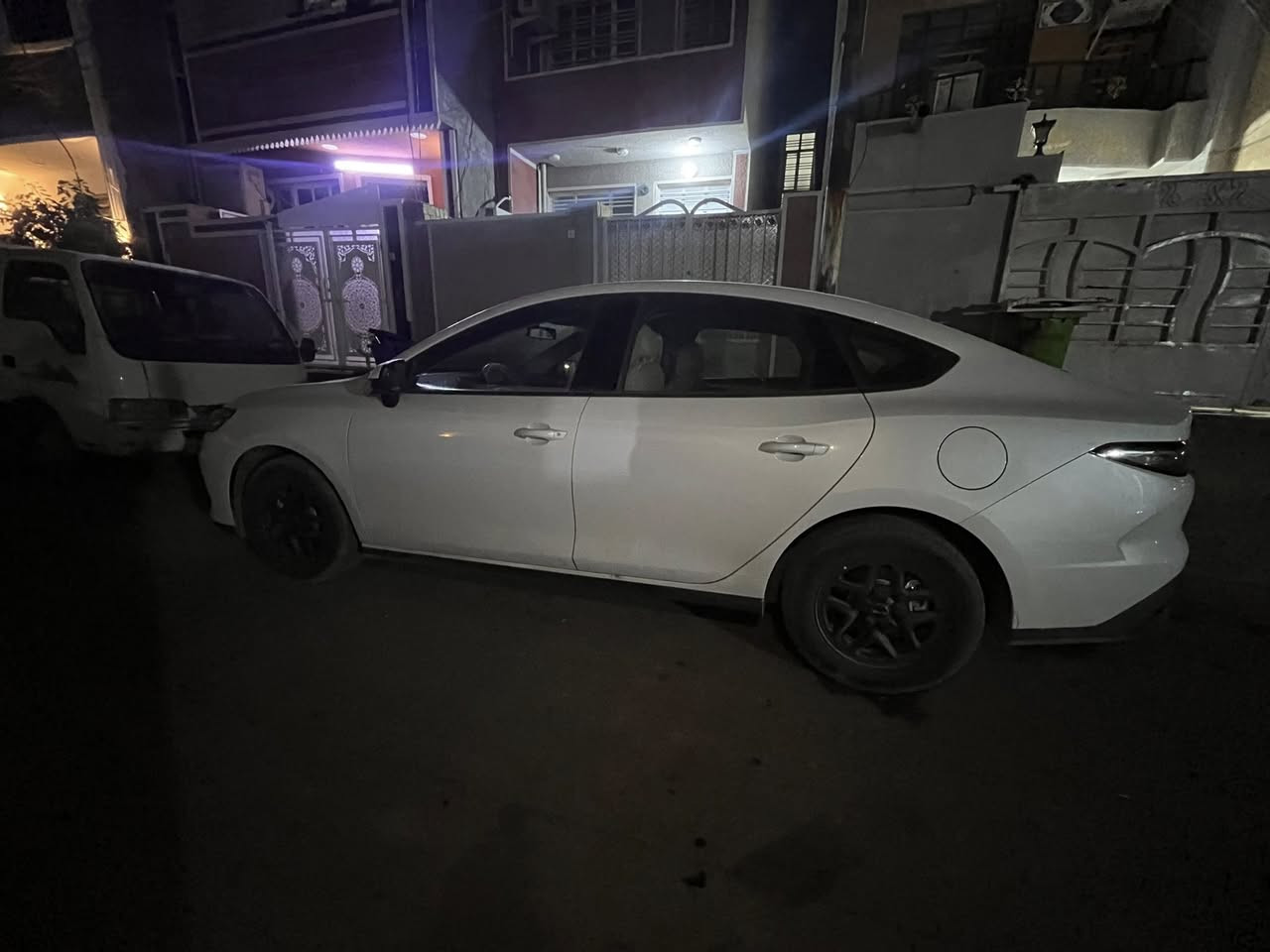 سيل فايف مرقم كامل ارضية جلد رقم ***********مستعجل
