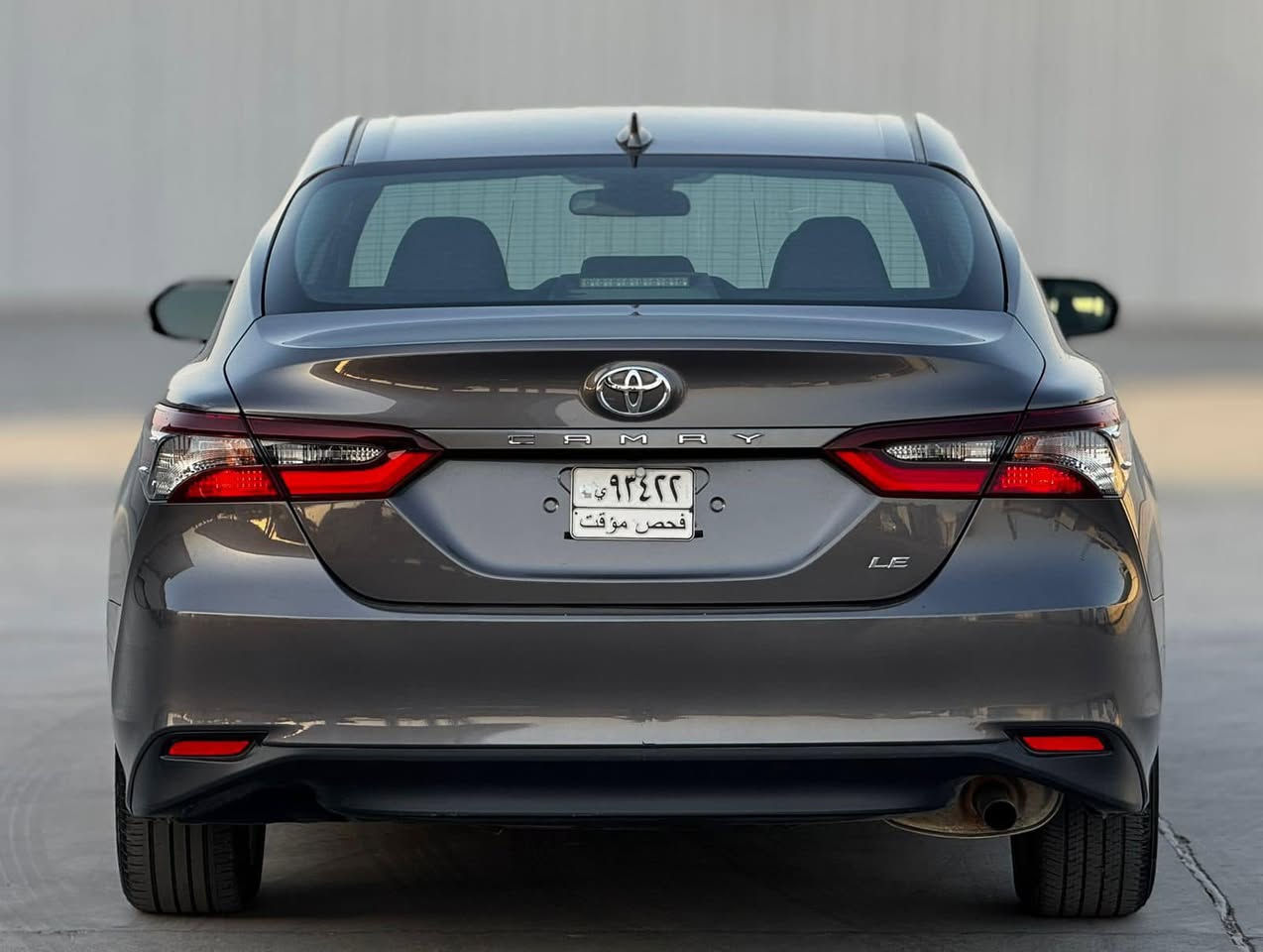 للبيع كامري LE موديل ( 2022 ) 

المواصفات : 
فول تحكم ستيرن
نضام قياده أيكو + سبوت 
شاشه كبير و كامره دواره 
رادار امامي 
لايتات زینون بیلادي 
ويل ‏كب
حجر اكزوز بشرط
كشن كهربائي 
محرك 4 سلندر (2.5)
حادث بنيد + جاملغ

سعر 182$ 
للاستفسار الاتصال على الرقم
‏ *********** .
