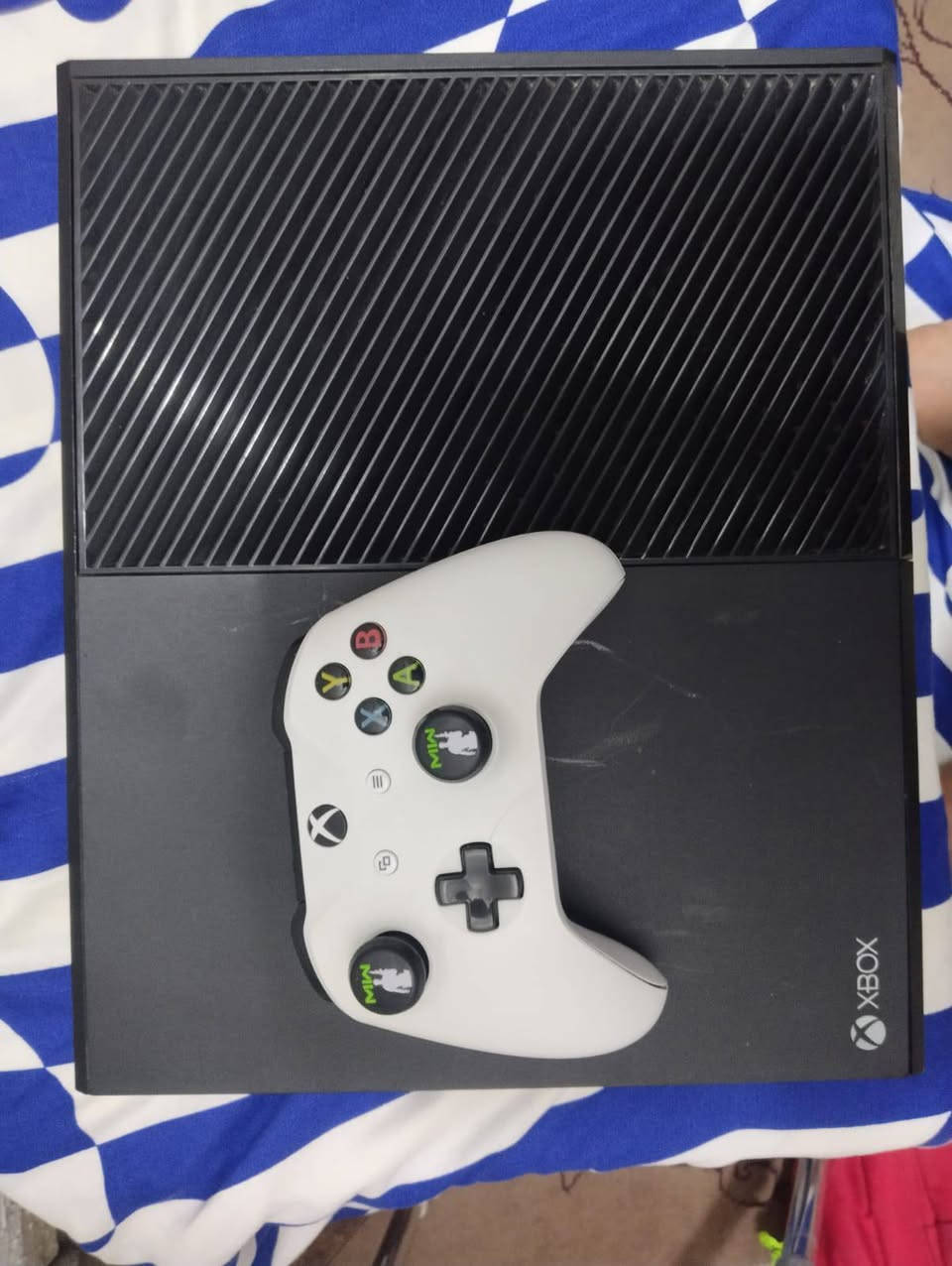 سلام عليكم كس بوكس وان جهاز نضيف واحد تيره سعره 185لف


**إذا كنت صاحب هذا الإعلان وتريد حذفه لأي سبب، رجاءا أرسل رسالة إلى الدعم الفني**