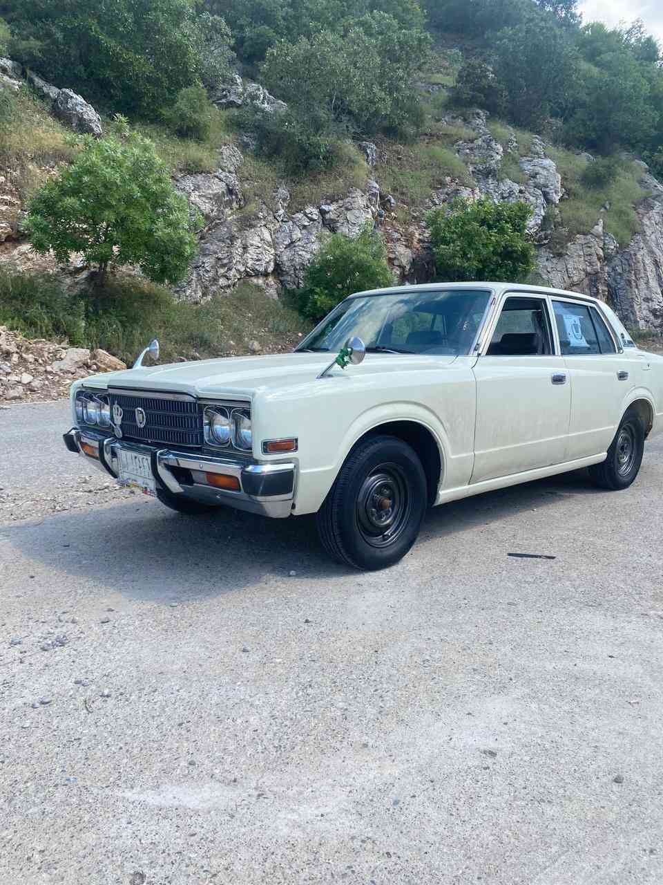 ايامكم سعيده كراون للبيع 1978 بسمي رقم انكليزي بغداد جاهزه مكينه وكير جدد تبريد جديد تخم تاير جاهزه من كلشي السعر خابر وتدلل (***********)
