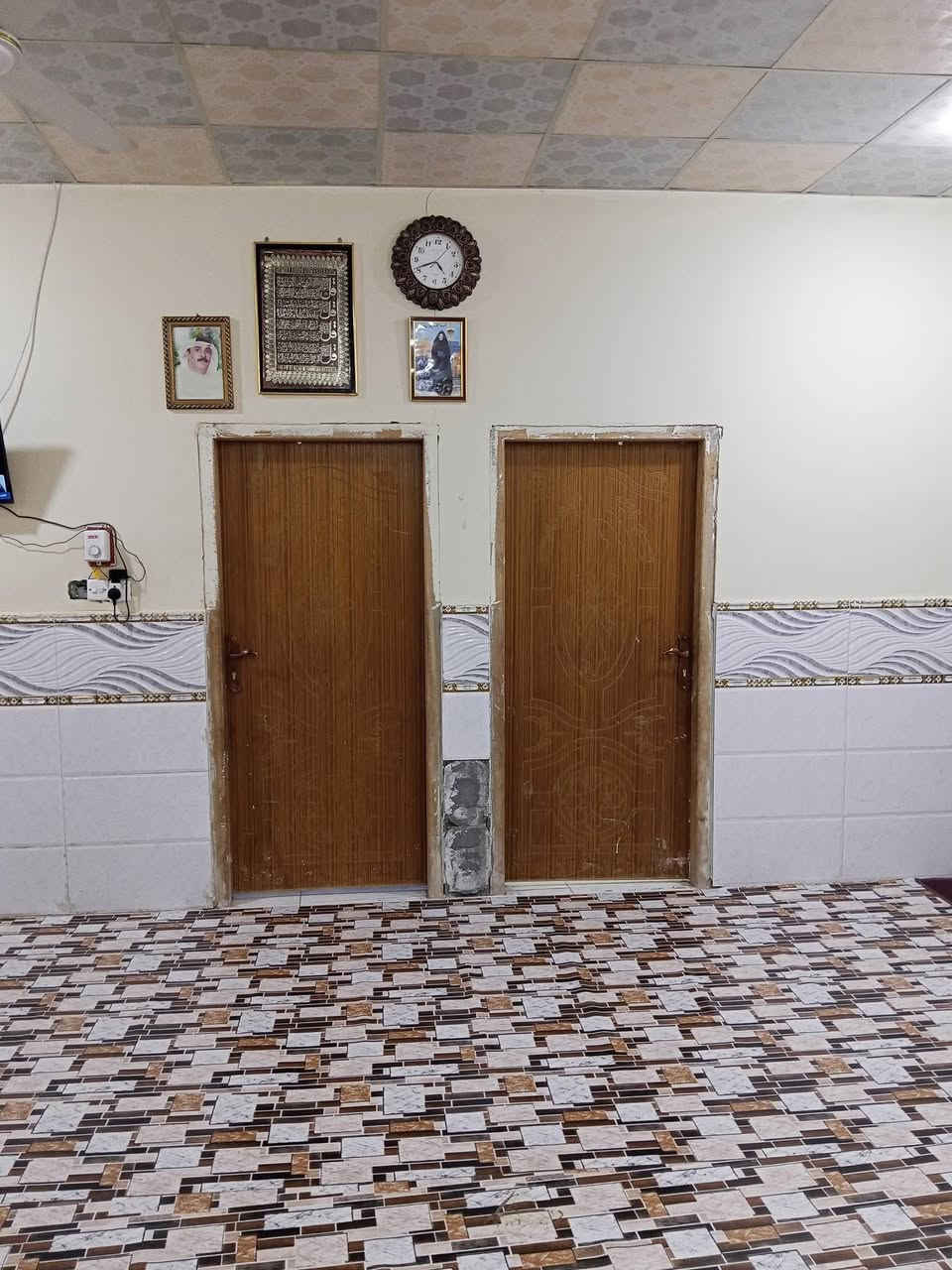 بيت طابو زراعي للبيع 

في قضاء ابو خصيب طريق الوسطي قرب مدرسة طيور الخصيب الاهلية 

مساحة البيت 200 متر 

يحتوي البيت على غرفتين ودوانية وصاله ومطبخ وحمام 

السعر 50 مليون

لاستفسار تواصل على رقم ***********
