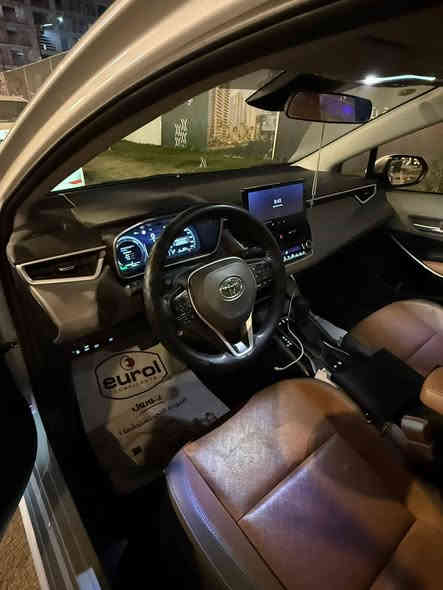 تحيه طيبه السلام
كورلا 2024 s وجهه أمريكي 
فول مواصفات 
ماشي 15 ألف 
مكينة 1800
بصمه تشغيل 
بصمه ابواب 
داخل جلد قرمدي 
شاشه كاميرا 
فتحه اشاير 
مري شفط
كرسي كهرباء 
حساساات أمامي خلغي 
تبريد شاشه 
تبريد أمامي خلفي 
فول مواصفاته هايبرد
رقم بغداد دولي باسمي 
152, ورقه 
أي استفسار 
*********** 
مكان بغداد دوره
