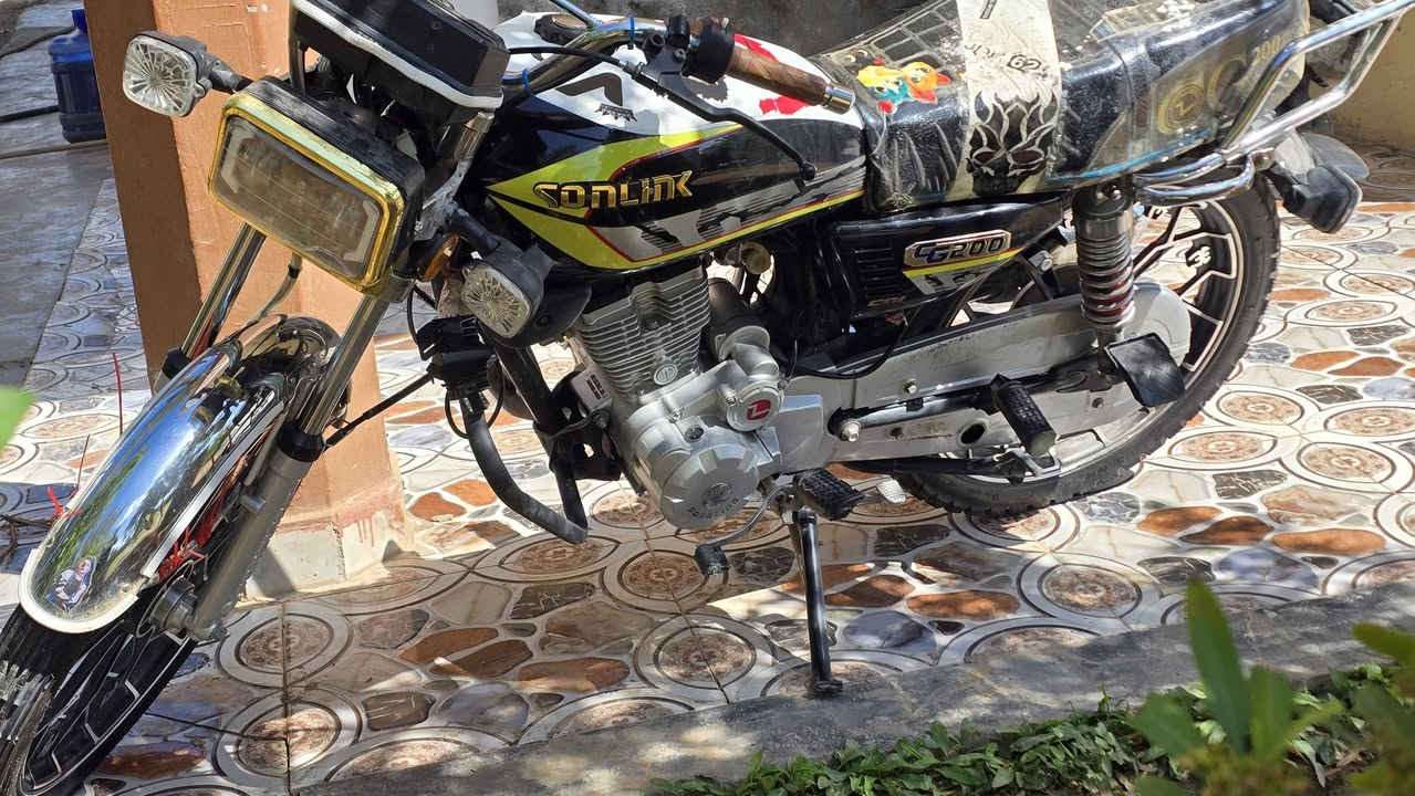 موديل 25  , دراجه مكفوله ونظيفه
مكان ديالى دلي عباس 
سعرهه تفضل خاص  ودلل


**إذا كنت صاحب هذا الإعلان وتريد حذفه لأي سبب، رجاءا أرسل رسالة إلى الدعم الفني**