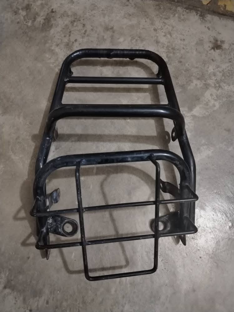 درع هو صندوق دراجه للبيع سعر ٢٥
رقم هاتف ***********
