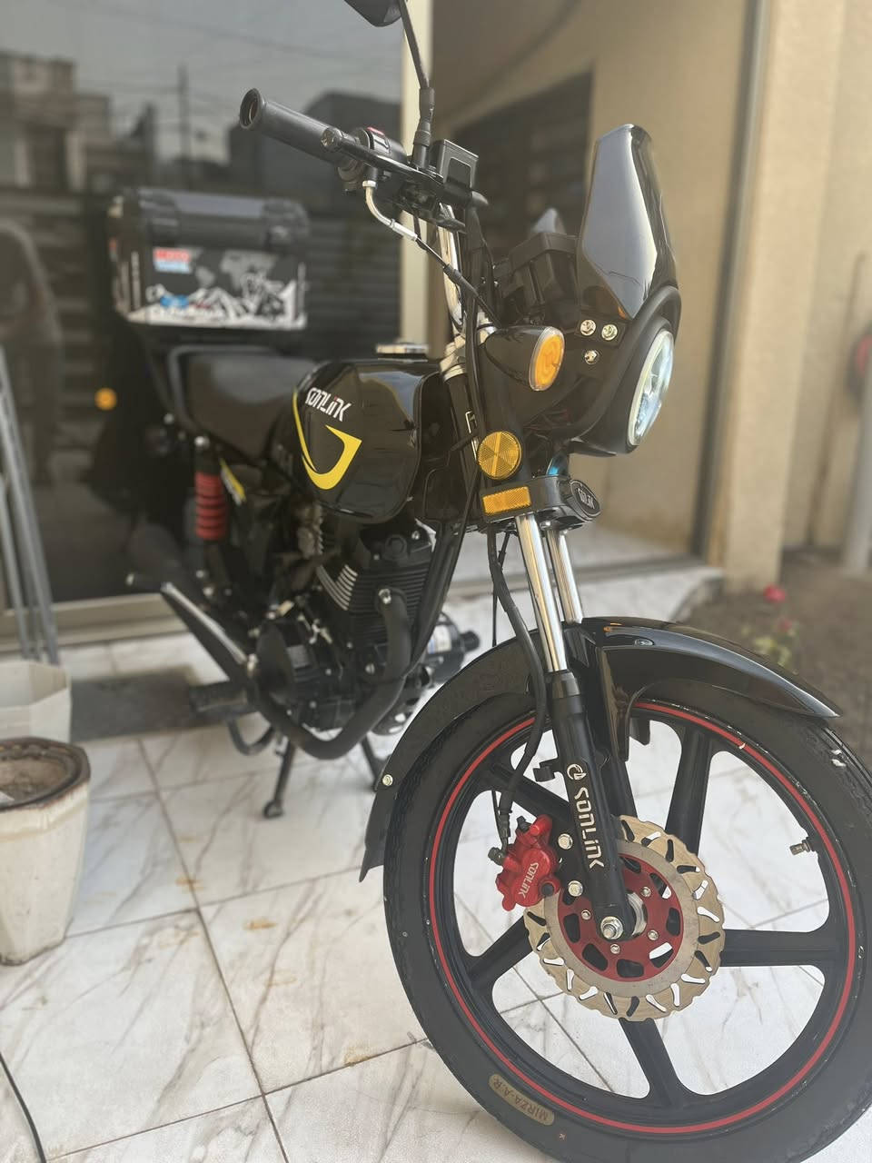 سلام عليكم
دراجة سونلك 2025 5 كير كاملة مابيها اي نقص مكينة كير كهربائيات كفاله كلشي بيها شغال نكرة سلف هندر  عنوان دورة ميكانيك 
***********
