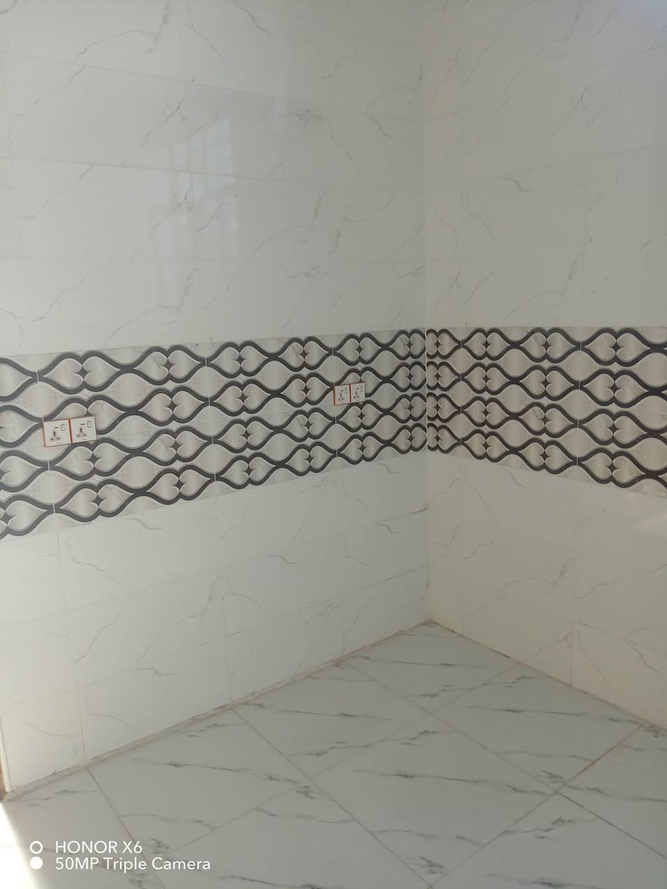✅ دار للبيع طابو صرف

✅ الموقع الديوانية حي الزهراء خلف شارع ٢٠

✅ المساحه ١٠٠ متر

✅ البناء كونكريت مسلح بناء حديث ٢٠٢٦

✅ يحتوي الدار

✅ غرفة وصاله واستقبال ومطبخ وصحيات داخلية وخارجيه ومناور

✅ السعر ٦٥ مليون مع المجال

☎️ للاستفسار ***********

🏤 مكتب ابو عبدالله الشمخاني للعقار
