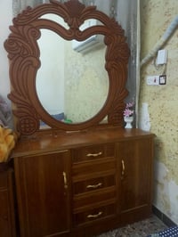 ميز • بغداد