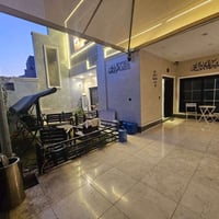 بيت للبيع مساحة 200متر واجهة 10يحتوي على ثلاث طوابق 7غرفة نوم  وصالةوم...