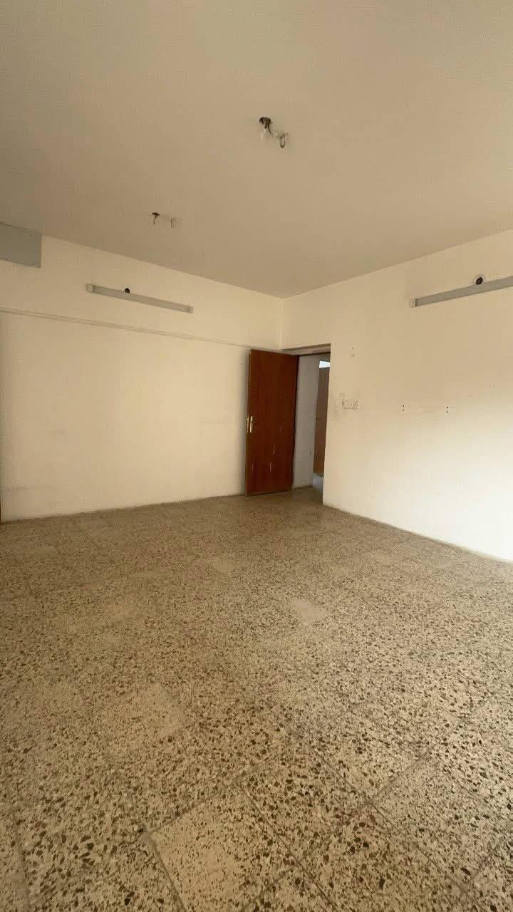 مشتمل طابق ثاني للايجار 
يحتوي غرفتين نوم وغرفة طفل مع استقبال ومطبخ واسع مع خدمات وبيتونه مع السطح والاتصال مع صاحب الدار جانبي دون وسيط
الموقع بغداد - السيدية خلف جامع الأقصى الفرع مقابل المركز الصحي 
للاستفسار الاتصال على 
***********
