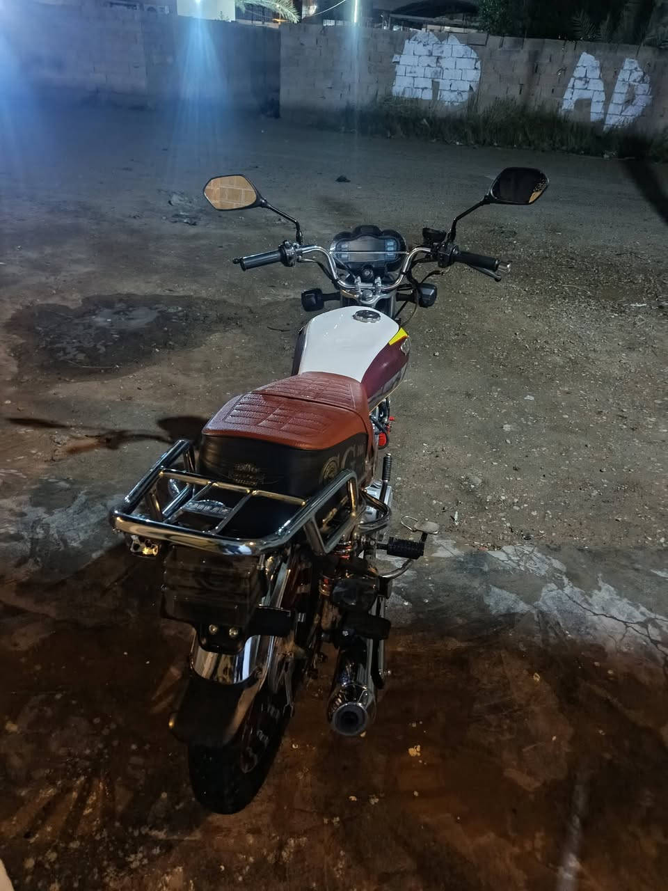 يا الله دراجه موديل 24 شكل 25 دراجه كله شغاله ودشفول يعرض فيديو سعره 800 وبي مجال الاستفسار ***********
