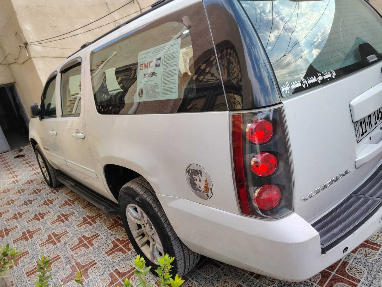 السلام عليكم جسمي يوكن طويله موديل 2013رقم بغداد خصوصي بسمي السياره مكفوله من الضربه المعجون
بيها أماكن صبغ   كفاله مكينه كير حداديه تخم تاير السياره جاهزه من كلشي
الرقم الهاتف ***********
