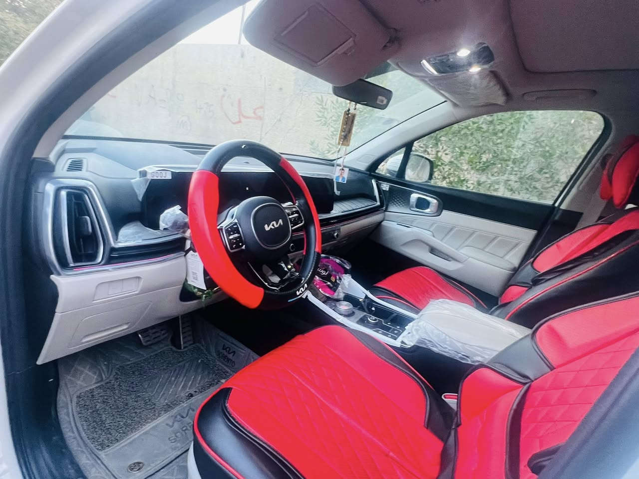 السلام عليكم سورنتو موديل 2024للبيع ماشيه 18 الف السعر 325 مكان بغداد ***********
