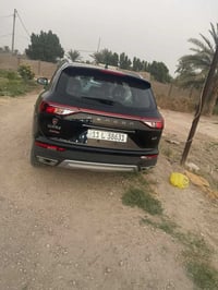 اكس7 ٢٠٢٤ • اسود • ٧ راكب