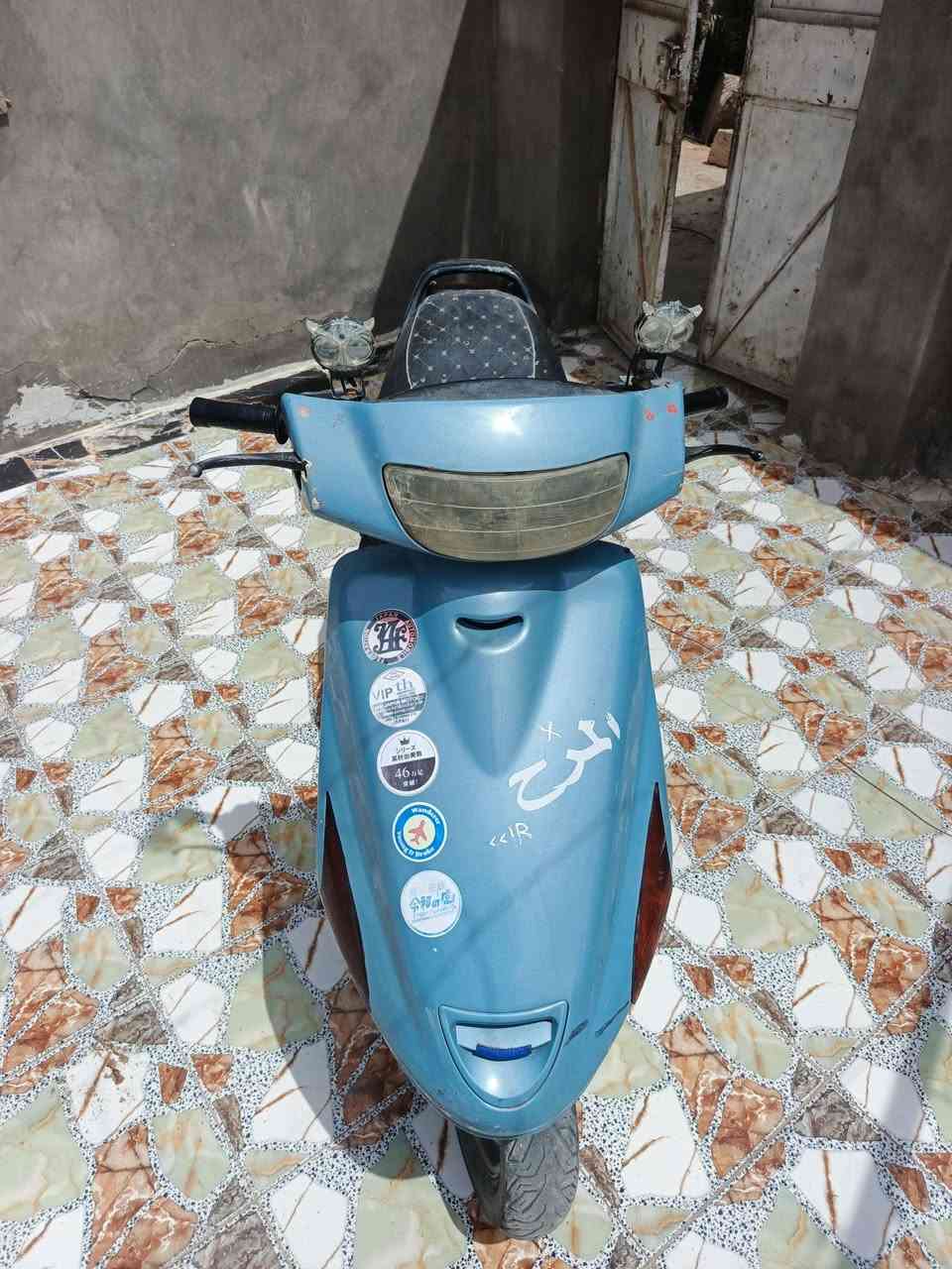 للبيع كلشي شغال سلف لايت هورن ابريكات عوزهه ترتيب مكينتهه تشتغل مابيهه شي بس مستحقه تجفيت اب ٢٠٠ سوادهه حلو ***********
