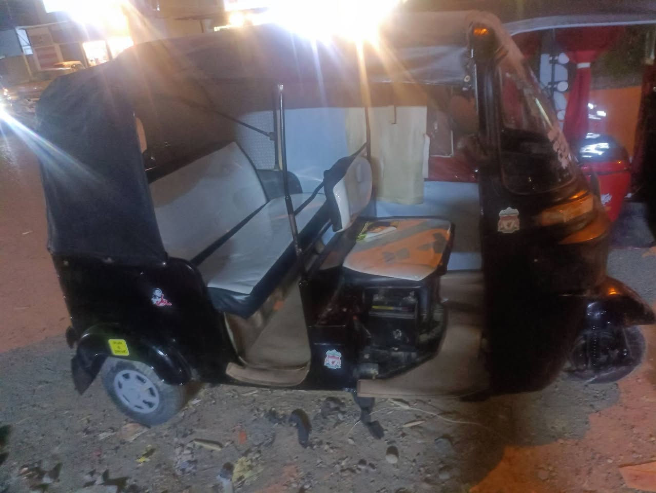 السلام عليكم تكتك 17 اوراق سحب اتكفل سرقة وحرام وحلال السعر 2600
***********
