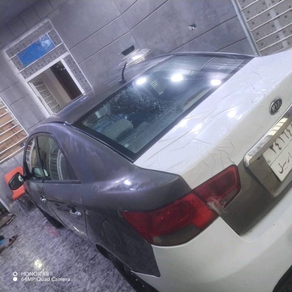 سيراتو ١١ كير محرك تبريد صدر حداديه تخم تاير جديد خير من الله
مصبوغه عام السعر ٦٥ وبيها مجال بسيط
ممكن تذكرلي شنو الموديل/الفئة بالضبط للسيراتو، وكم ماشية كيلو تقريباً؟: 
سيراتو ١١ 
وين موقع السيارة هسه؟ يعني بأي محافظة/منطقة حتى يسهّل على المشتري يوصلها؟: 
واسط العزيزية 
شنو وضع المكينة والجير بالتفصيل: السحب طبيعي، ما بيها رجة/تهريب/حرارة، لو أكو أي ملاحظة؟: 
كير محرك تبريد صدر حداديه تخم تاير 
إذا تحب، شنو سبب البيع وهل السعر نهائي لو أكو مجال بسيط أكثر؟: 
مجال بسيط اذا اكو مراوس توسان
