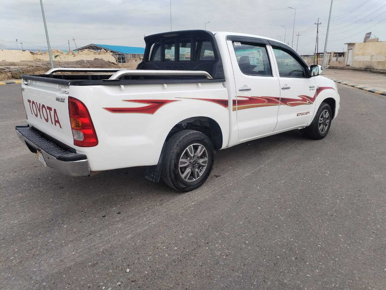 سلام عليكم البيع بكم صاصي19 ام دعاء موديل2011   محرك وكير شرط
سياره جديده كلش  كير عادي 
مكانك سياره بيجي 
سعره 177 وبيه مجال قليل 
رقم الهاتف ***********
رقم الهاتف ***********
