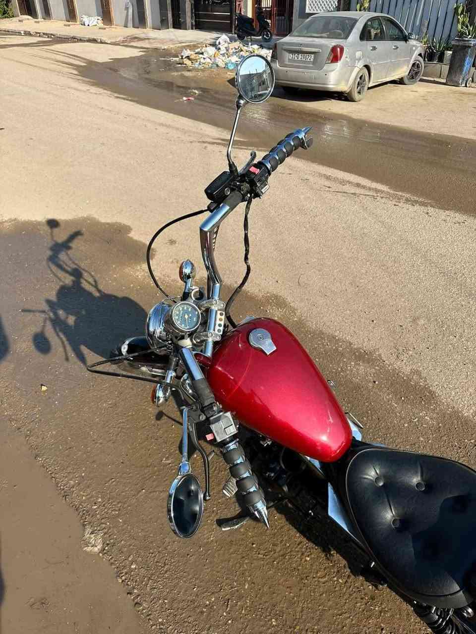 سلام عليكم هارلي فيراكو كلاسك 250cc للبيع
اخوان الدراجه نضيفه ومكينه بلجيس لا صوت لا تبخير ولا تنقيص ومناقصها شي كلشي شغال اشاير هورن بك لايت عداد سرعه لايت امامي كله شغال مجامع كلها شغاله مابيها اي نقص والدراجه عليها ادامه عامه تنضيف كابريتر وزوج بلكات جديد وتايرات جدد بريكات بالمكان ودوشمه كشن امامي خلفي وصبغ تانكي مرتب بي شذره وبيها تزويد ستيرن فراشه وقبضات سكليتر وبعد هواي نواعم 
الدراجه حلوه وكلاسك وبيها نصبه ومراگضه بعدها جديده 

السعر 950 وبيها مجال جداً بسيط 
مكاني بغداد حي تونس افاق عربيه 
رقمي ***********
