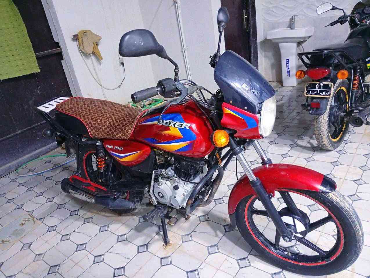 بوكسر مديل 2022 اوراق استنساخ
الدراجة خير من الله 
السعر 850 وبيهة مجال 
موجود خاص او اتصل على الرقم ***********
