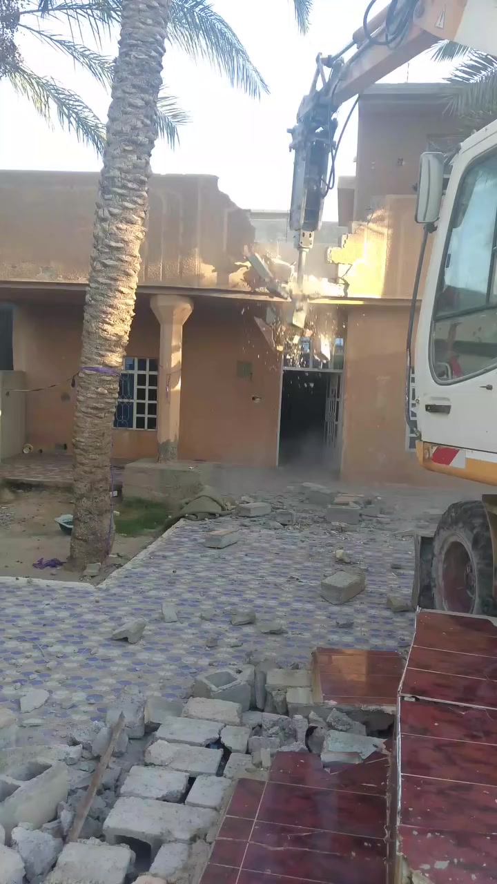 تفليش الدور القديمه والمحلات ورفع الأنقاض جميع مناطق ديالى بموادها ***********
