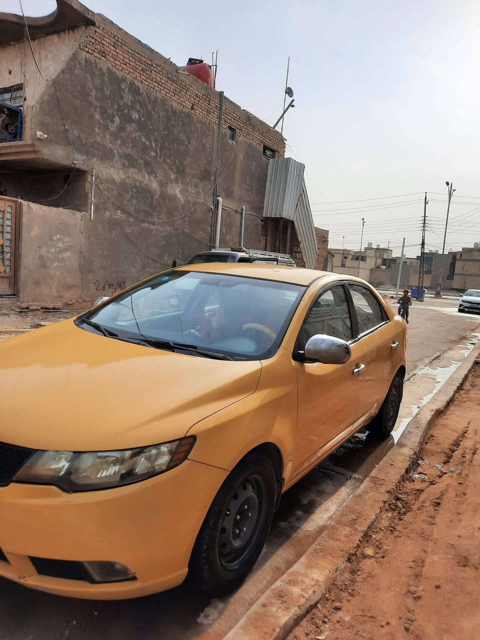 السلام عليكم سيارة سيراتوا للبيع موديل 2009 خليجي رقم دولي مميز سياره نضيفة تحويل ثاني يوم المحرك بي خيط تبخير السعر 73 وبيها مجال للإستفسار الاتصال على الرقم ***********
