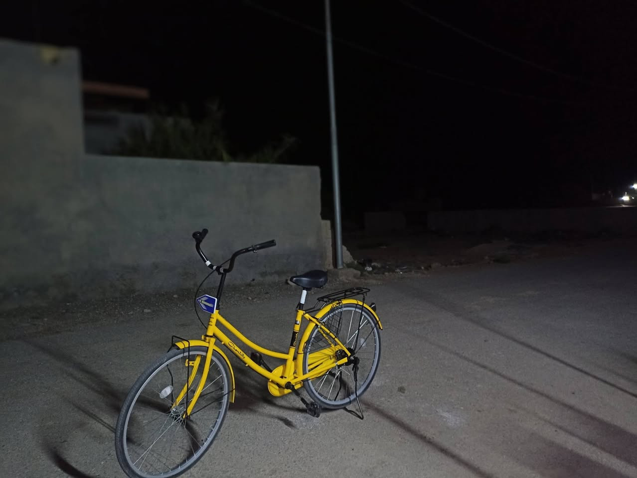 بايسكل اصفر لون مميز المكينه شيمانو
الدسك 90 صفارة البايسكل كدامكم كلش نضيف السعر 130 وبي مجاال 
(النجف)


**إذا كنت صاحب هذا الإعلان وتريد حذفه لأي سبب، رجاءا أرسل رسالة إلى الدعم الفني**