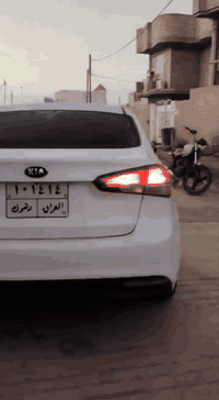 سلام عليكم
سيراتو مديل ١٨

كفاله عامه من الصبغ وبارد وتبديل

سياره جاهزه من تخم تاير حداديه كله جاهزه الف دينار ما تصرف عليه

السعر ١٣٨ وبيه مجال

مكان السياره واسط صويرة.للاستفسار

***********
