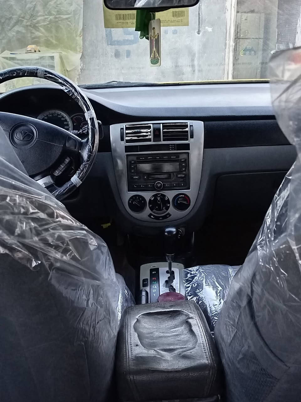 سلام عليكم اوبتره 2008 سنويه ل 30 مصفره هيئه وغرامات وارد خليجي محرك 1600 اوتماتيك تحويل ثاني يوم تخم تاير  شرط حداده كير مكينه كفاله كهربائيات كلها شغاله للاستفسار اكثر اتصل ***********
