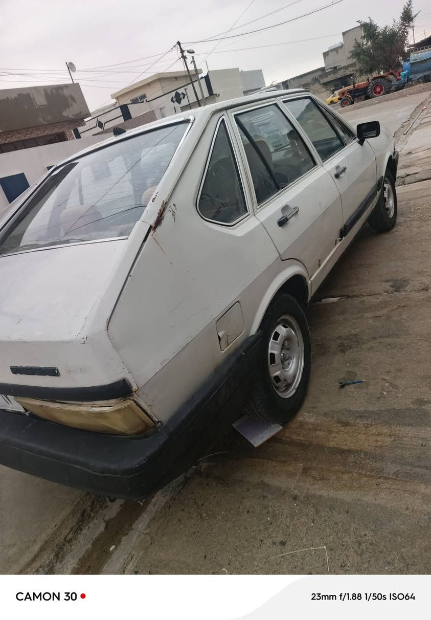 برازيلي موديل 87 محرك 4 كير بلاد لاصرف ولا بخار بدون حوادث كلها عل بلاد  كهربائيات مسجل مضخم شرط الوكالة السعر 13 ورقه العنوان كركوك ممتواجد عل نت. ***********
