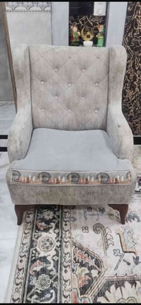 زوج كراسي • بلديات • شارع الكنيسه