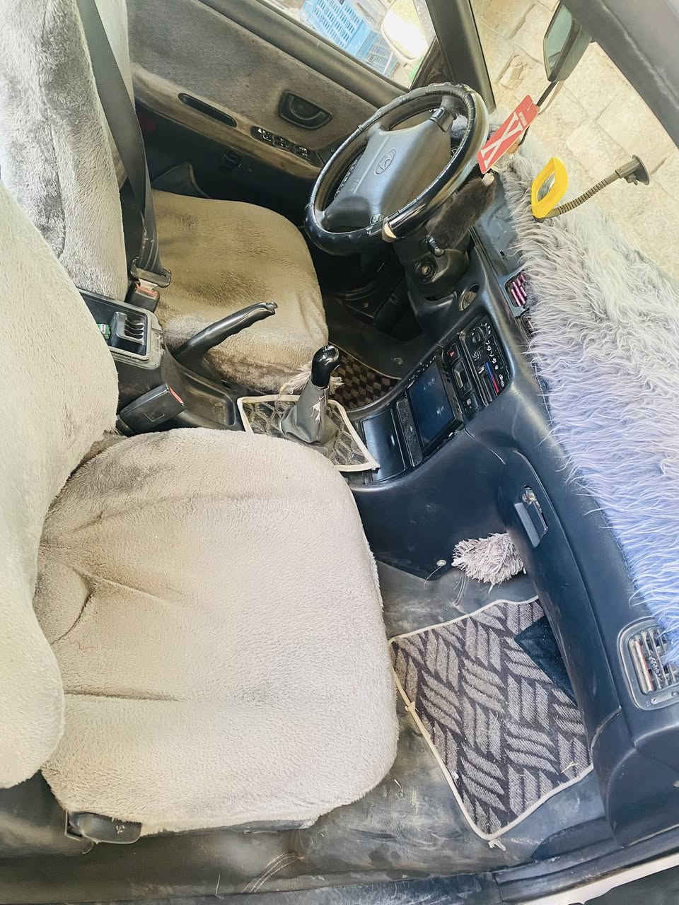 سوناته للبيع موديل96بسمي سياره كامله
من كلشي سنويه29الاتصال***********
