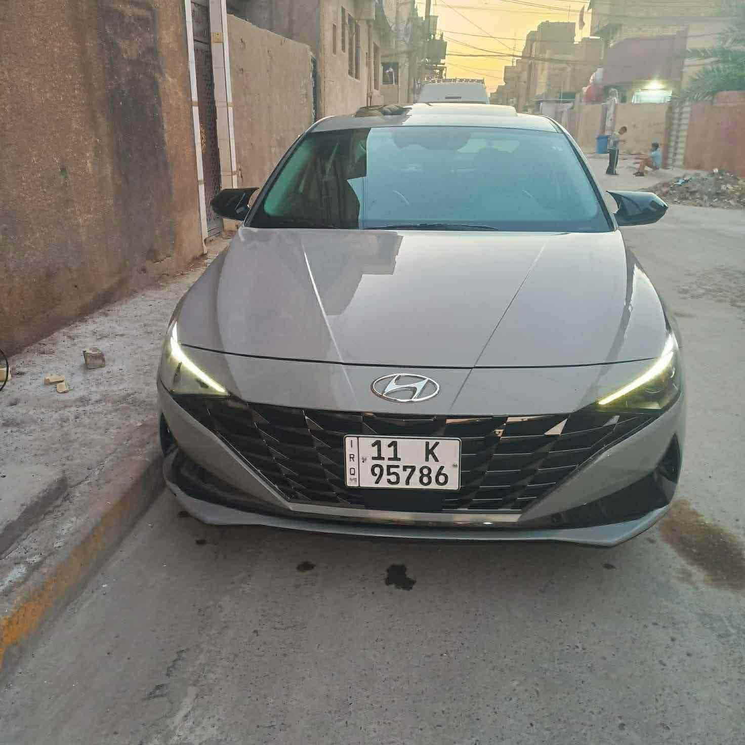 هونداي النترا 2023 وارد امريكي
ماشيه 17 وبدون ايرباك 
وبدون تبديل 
فول مواصفات
بصمة ابواب وتشغيل
شاشه ديجيتال
سلايت روف
تدفئه بالكشنات 
رادارات 
تحديد مسار
سايد بريك بصمه
ويل كب
محرك 2000 دوش 
السياره جديده
السياره رقم بغداد وباسمي 
السعر 155
***********
