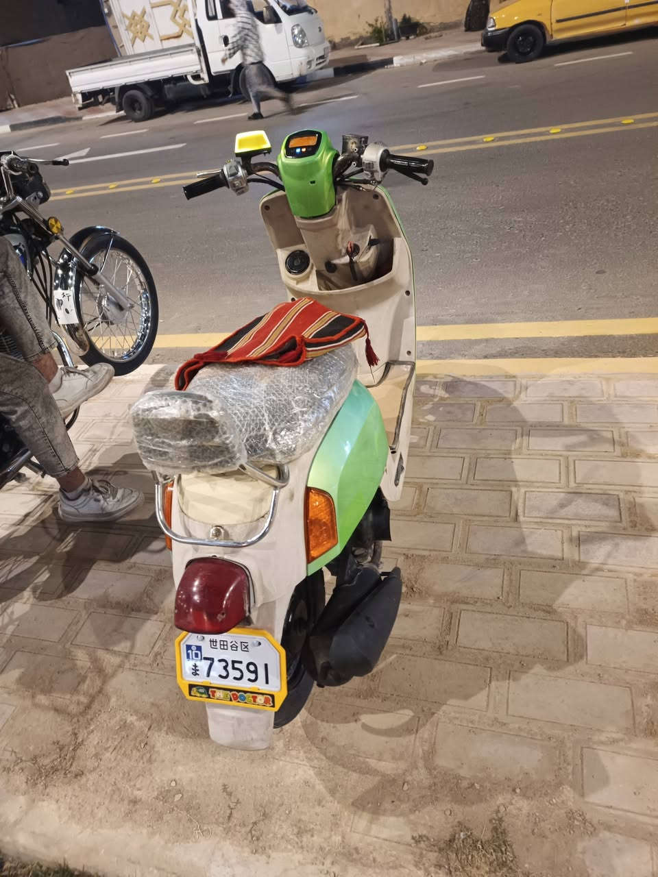 سلام عليكم دراجه بوليي نوزل مديل 2008 دراجه مابيه نقص كهربائيات شغله سلف نكره وحده من صبح ومكينته بلادي بوشته 49مامفتوحه دراجه كامله مكمله سعر 750وبيه مجال لشراي مستعجل عليه ستفسار *********** ولخاص مفتوح اهلان وسهلن
