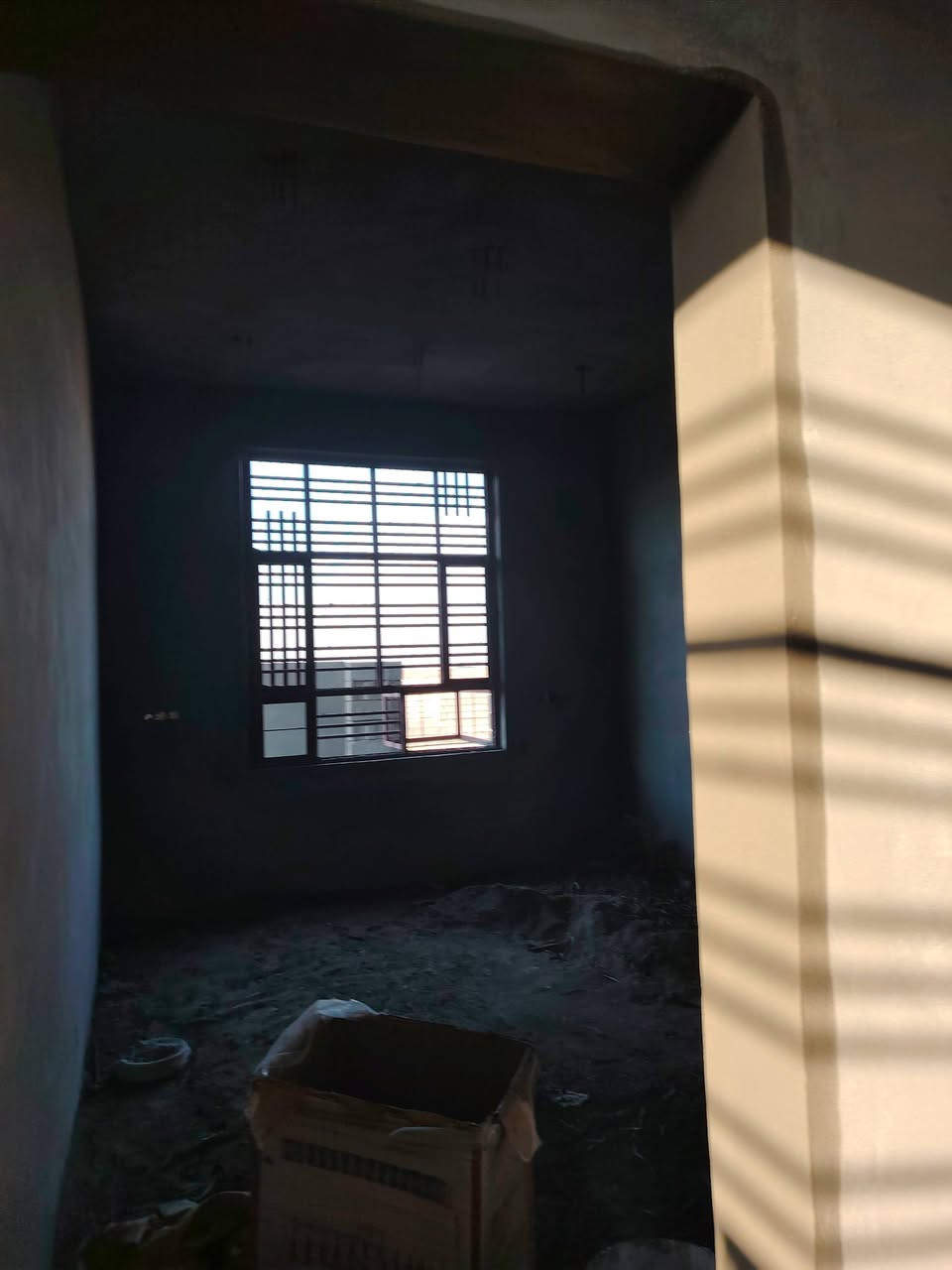 لباخ متفرغ شغل فول ديالئ بعقوبه سعر المتر 3 الف اشتغل كل مكان ***********
