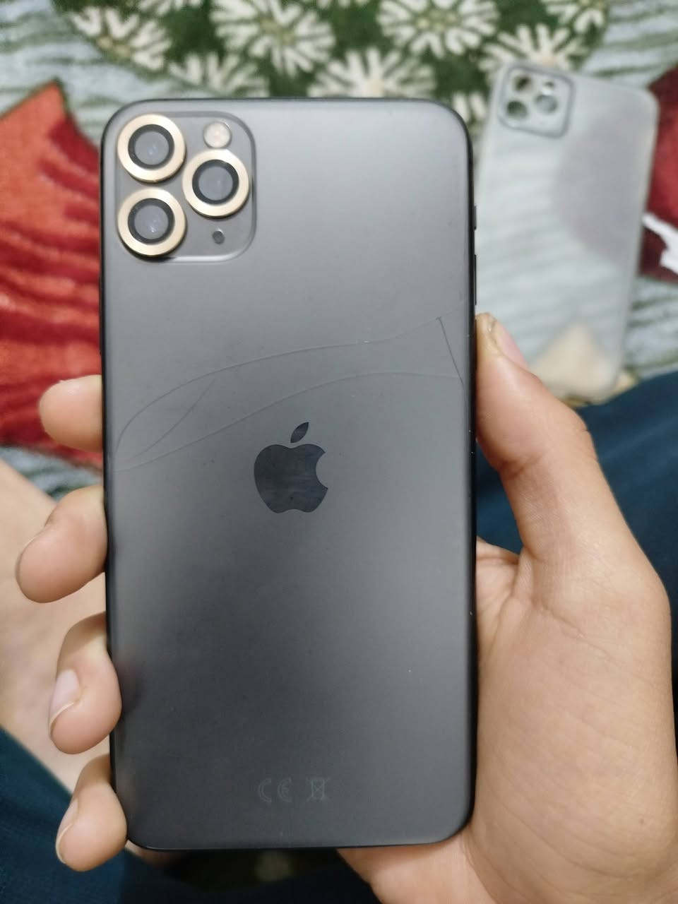 سلام عليكم 11برو ماكس مبدل شاشة بس وبطارية 70 بي فطر خفيف بل ظهر ذاكرة 64 جهاز كلش نضيف دبل سيمكارت رقم صاحب الجهاز ***********بي واتساب ورصيد وعنواني ديالى الخالص حي البيادر
