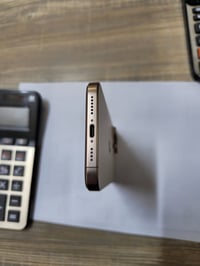 ايفون 16 برو ماكس ذاكره 256 بطاريه 100 عدد الدورات 193 السعر (1.400.00...