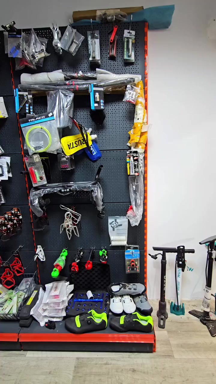 🔥 تخفيضات خاصة على جميع إكسسوارات الدراجات 🚴‍♂️

عرض مميز في معرض دكتور بايسكل على جميع قطع الإكسسوارات مثل اللايتات، البمبات، الجرس، العدادات، القواعد وغيرها.

🎁 أي طلب يتجاوز 25,000 دينار
🚚 التوصيل يكون مجاني لجميع محافظات العراق

⏳ العرض مستمر لغاية نهاية شهر رمضان المبارك

📍 الخدمات المتوفّرة:
خدمة توصيل متوفّرة لجميع المناطق
إمكانية الشراء بالأقساط لحاملي بطاقة كي كارد – مصرف الرافدين

🌙 أوقات الدوام خلال شهر رمضان:
من الساعة 7:00 مساءً إلى 12:00 منتصف الليل

📍 الموقع:
معرض دكتور بايسكل
بغداد – السيدية – شارع ٤٠ (الاطفاء) قرب مطعم SunCity

#اكسسوارات_دراجات
#عروض
#دراجات
#دراجات_العراق
#BikeAccessories


**إذا كنت صاحب هذا الإعلان وتريد حذفه لأي سبب، رجاءا أرسل رسالة إلى الدعم الفني**