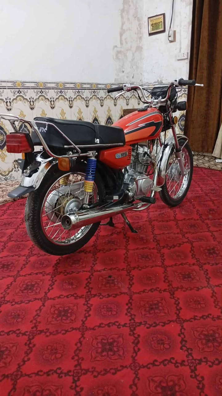 شباب سكنر موديل 25 اوراق خمسه دراجه نفسي بالصوره حلوه نظيفه السعر 550 مكان الكوت شارع النفط ***********📞
