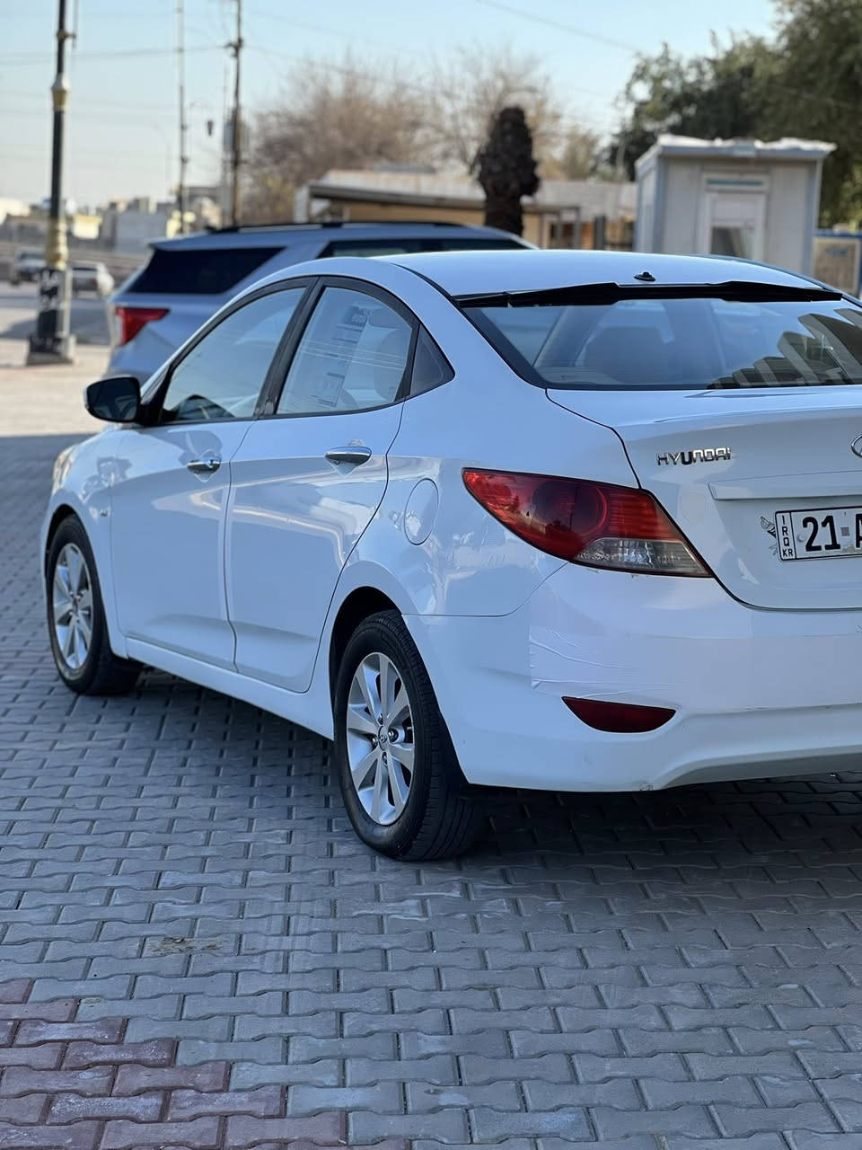 سلام عليكم اكسنت للبيع موديل 2011كير اوتوماتيك كير بل شرط محرك امبدل كاز كيت بي بخار قليل كولش سياره بي 3قطع صبغ بدون دواخل سنويه باقي شهرين ينتهي دفتر بانزين بي سياره كولش حلوه كاعده احله من صوره بدون مصروف مكان سياره كركوك ما اروس فقط ابيع سعره 93بي مجال بسيط شراي خابرني تدلل ***********
