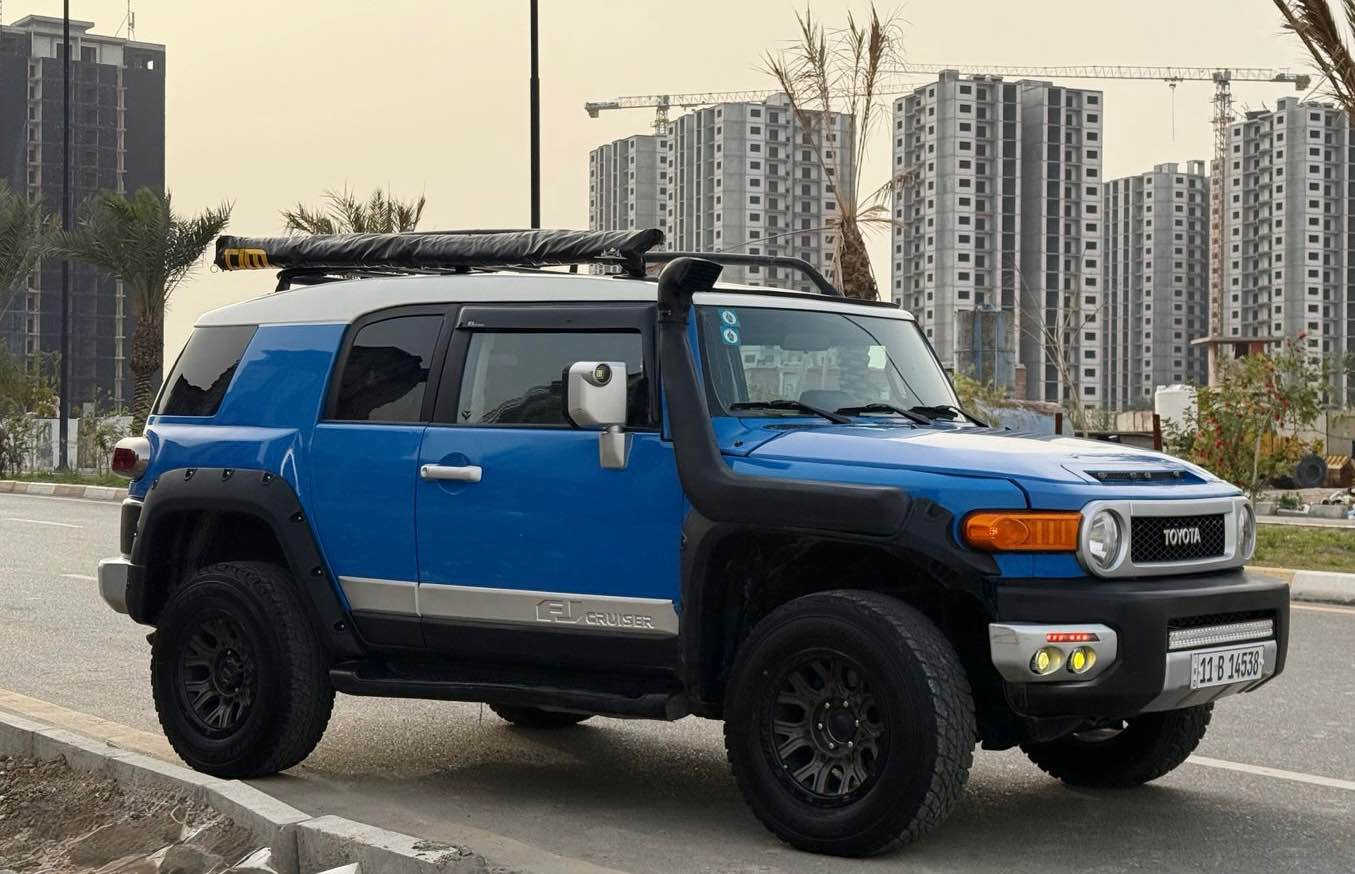 السلام عليكم 
تيوتا Fj 2007 
لون ازرق مميز 💙
رقم بغداد هزه ورقم جديد
محرك 6 سلندر 4000
كير اوتو 
فور ويل 4️⃣❌4️⃣

المواصفات 
داخل لونين
بوصلات
دفلوك
شاشه اندرويد
كامره خلفيه 
(((عليه منضومه غاز 80 لتر )))
عليه خيمه مال سفر 
عليه ويل رياضي 18 + تايرات جبلي
عليه شوته
عليه بوشكرات
عليه دمام صوت
عليه بك لايت Led سموك
وعندي بعد كم شغله بروجكترات وشغلات انطيهن ويه سياره 
سياره صدر امامي + صدر خلفي + مشط سترين كله جديد
اخوان سياره بيه 5 قطع صبغ
السعر 133 وبيه مجال بسيط
مكان السياره الغزاليه 
للاستفسار (***********) بغداد, العراق
