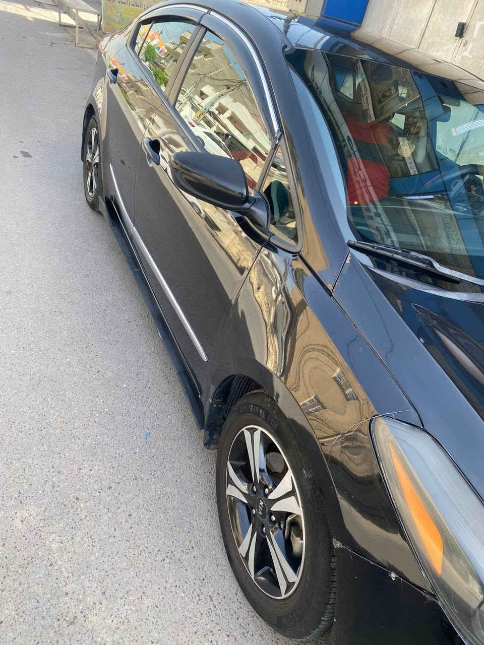 سلام عليكم سيارتي فورتي موديل 2017 امريكي حادثها بس بنيد والجاملغ بارد  لا لغد ولا شواصي اربيل مكان السيارة بغداد وبيه سانور سعرها 125$وبيها مجال


**إذا كنت صاحب هذا الإعلان وتريد حذفه لأي سبب، رجاءا أرسل رسالة إلى الدعم الفني**