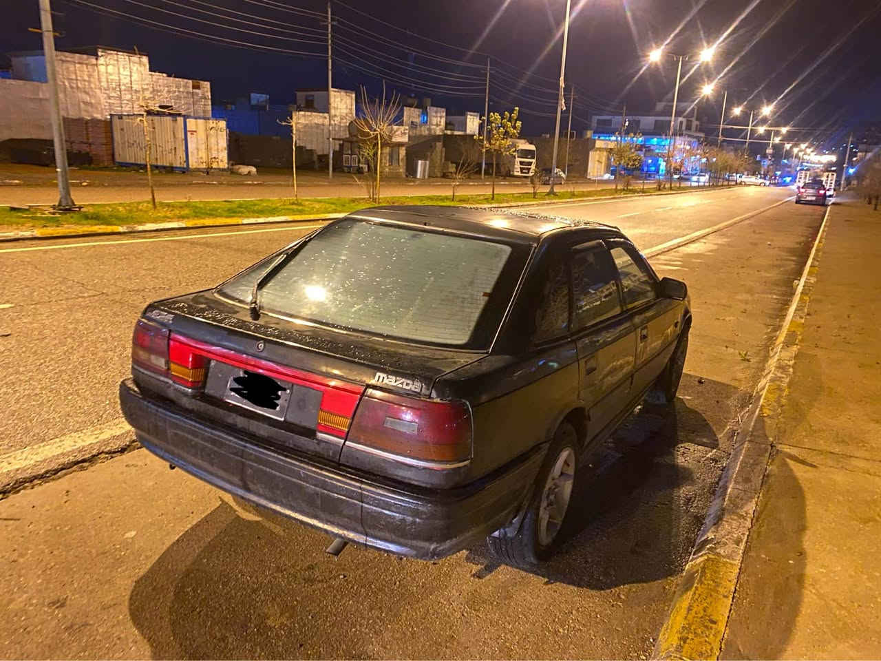 مازدا بؤفرؤشتن يان گؤرينه وه 
علوجه كه فيلي مه ده ني ئه كه م موسو براوه به شه رت 
٨ تو كابريته گير عادي گيرومه كينه به شه رت 
ده عمو ليدراوي نيه رزيوي نيه 
كاره باي كامل مه زبوت گه رمي لايت فلچه هه موو گياني ئيشه كات 
چوار تايه ويلي جوان له ژيره 
سلايته ٤ جام كاره باي 
ته قه و ره قه به شه رت چركه ي تيا نيه 
سه ياره يه كي نه رمو خؤشو بئ ده نگه 
به نزين كه مه خوات 
مشته ري چاتكه يان ته له فون ژماره ..*********** دخان, السليمانية
