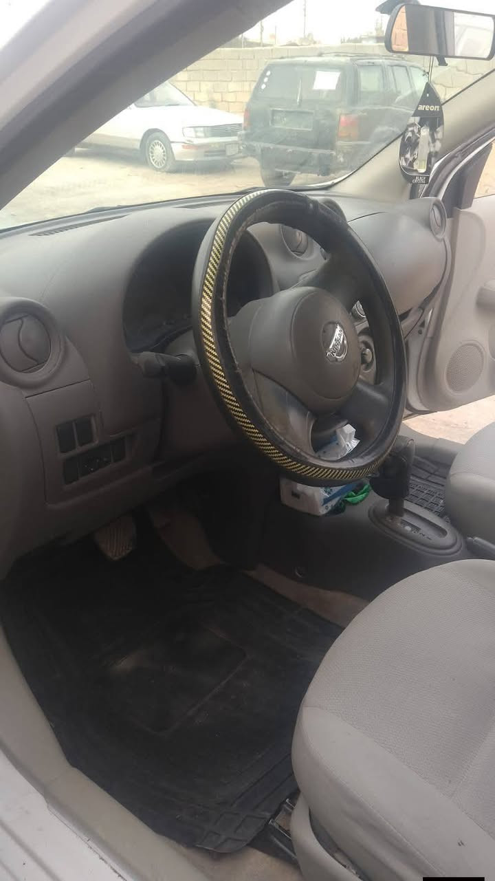 سلام عليكم نيسان صني هندي مكينه وكير كفاله حداديه تخم تاير كهربائيات دواخل جدد تبريد تدفئه سنتر لوك ريمونت لايت زنون صبغ3قطع وشبر الجاملغ لخلفي بدون دواخل مكانه بصره السعر 75مديل 13رقم بغداد مشروع وطني لسياره بسمي تحويل مباشر...***********
